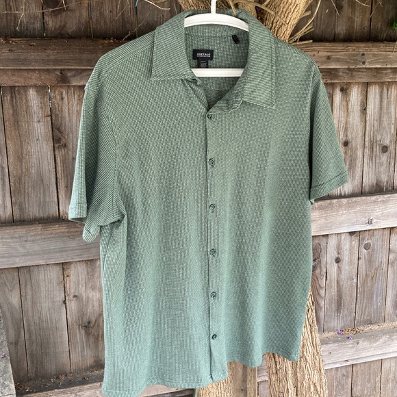 Short Sleeve Green Button Up Shirt by Buffalo David Bitton - Picture 1 of 8